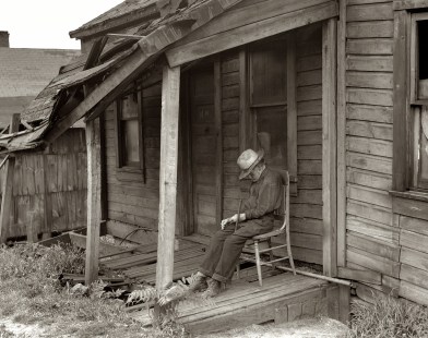 July 1936. Washington, Pennsylvania. Old age