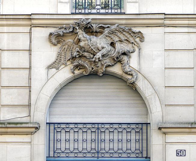 P1240309_Paris_VI_rue_de_Rennes_cour_du_Dragon_rwk